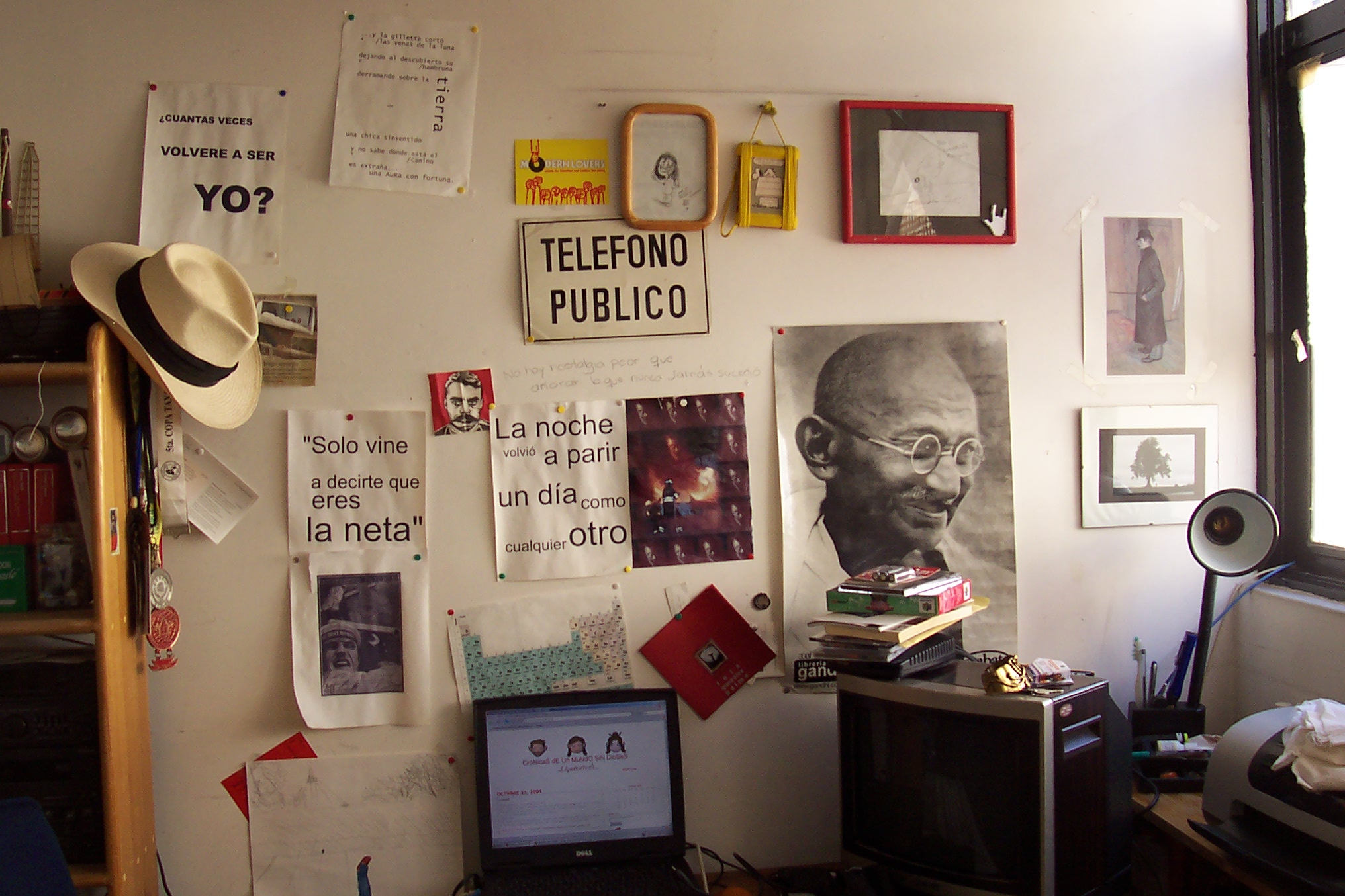 pared escritorio.jpg